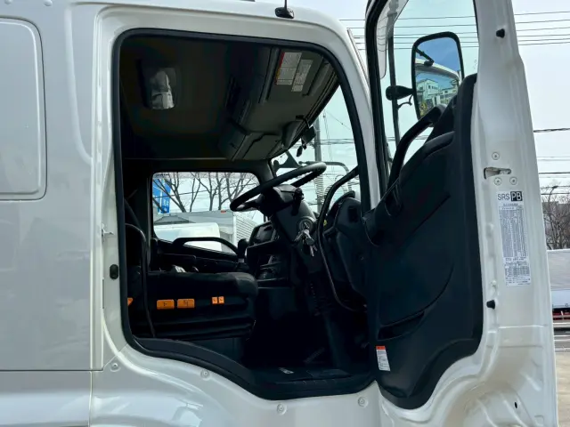 日野 プロフィア QPG-FWEXEG(2WD)の写真35