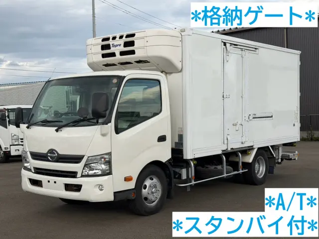 日野 デュトロ TKG-XZU710M(2WD)の写真1