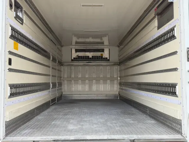 日野 デュトロ TKG-XZU710M(2WD)の写真13