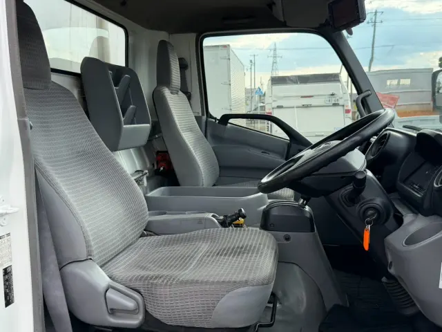 日野 デュトロ TKG-XZU710M(2WD)の写真40
