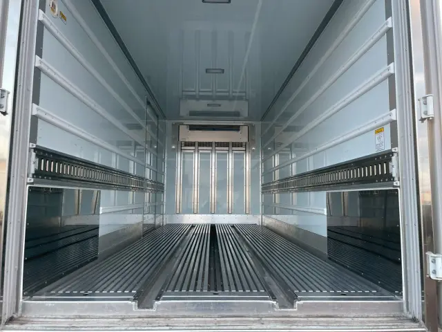 日野 デュトロ 2KG-XZU655M(2WD)の写真11