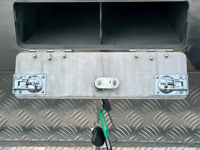 日野 デュトロ 2KG-XZU655M(2WD)の写真14