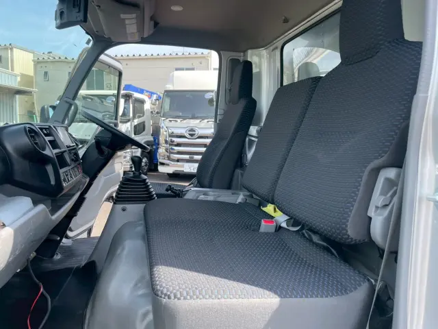 日野 デュトロ 2RG-XZU720M(2WD)の写真39
