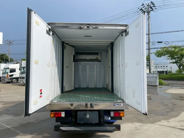 日野 デュトロ TPG-XZC605M(2WD)の写真9