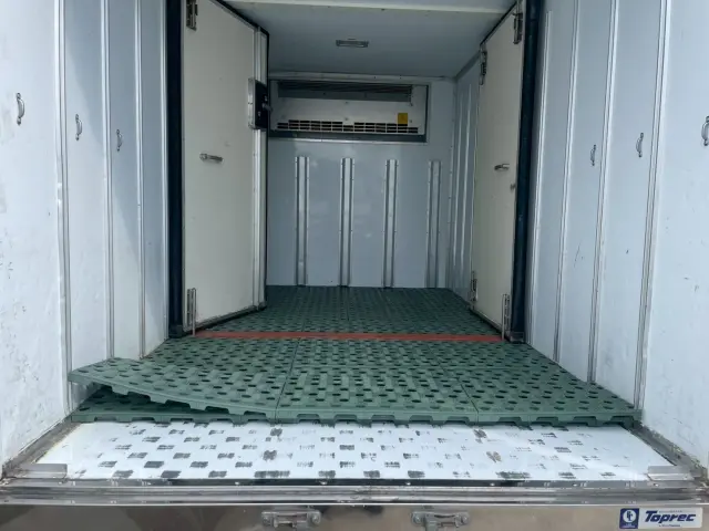 日野 デュトロ TPG-XZC605M(2WD)の写真11