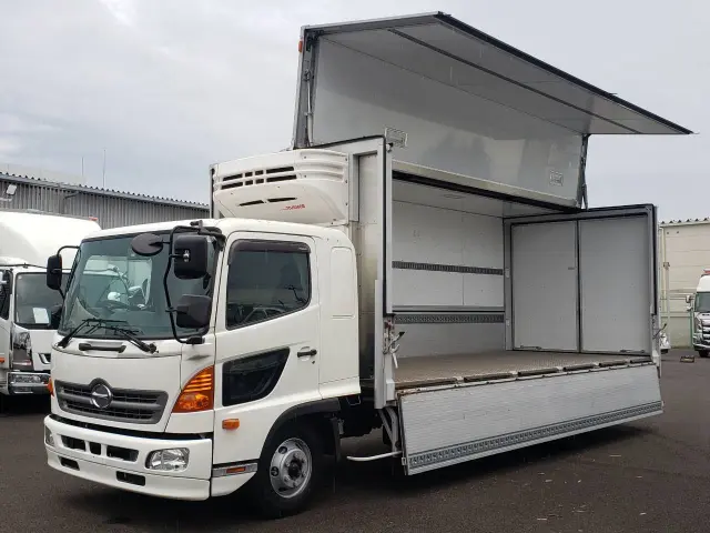 日野 レンジャー TKG-FD9JLAA(2WD)の写真1