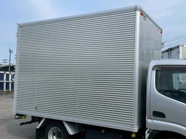 日野 デュトロ TPG-XZU605M(2WD)の写真8