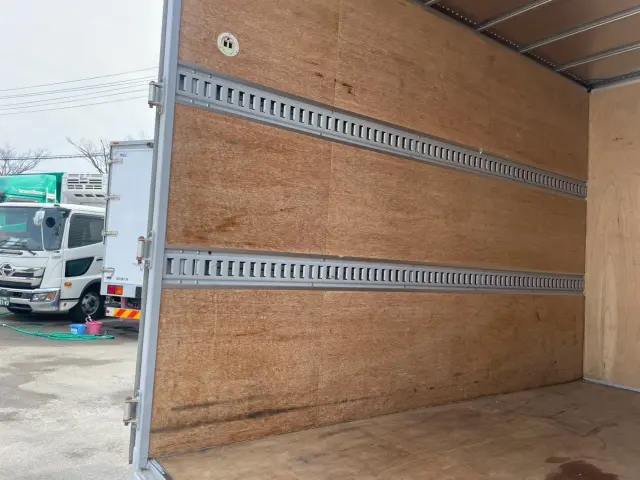 日野 デュトロ TPG-XZU605M(2WD)の写真10