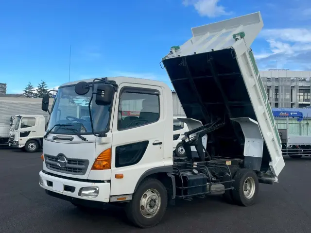 日野 レンジャー TKG-FC9JCAP(2WD)の写真1