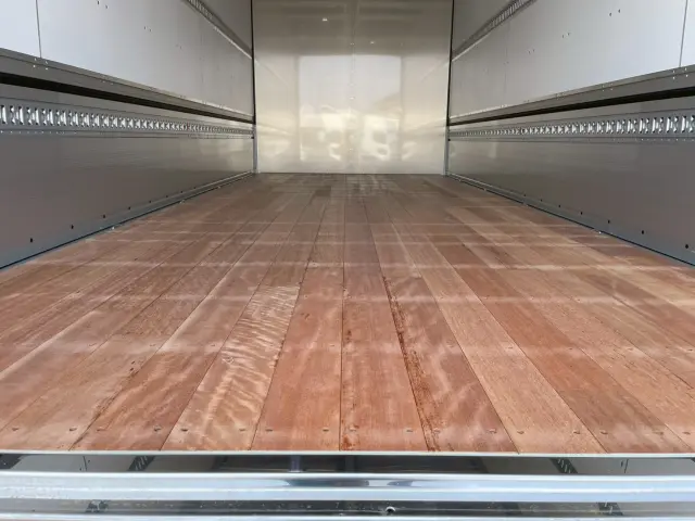 三菱 ファイター 2KG-FK65F(2WD)の写真12