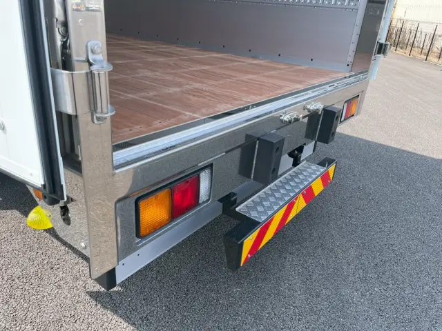 三菱 ファイター 2KG-FK65F(2WD)の写真14