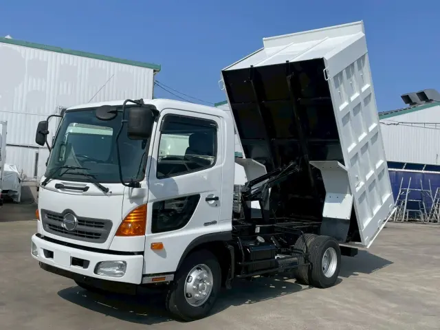 日野 レンジャー TKG-FC9JCAP(2WD)の写真1