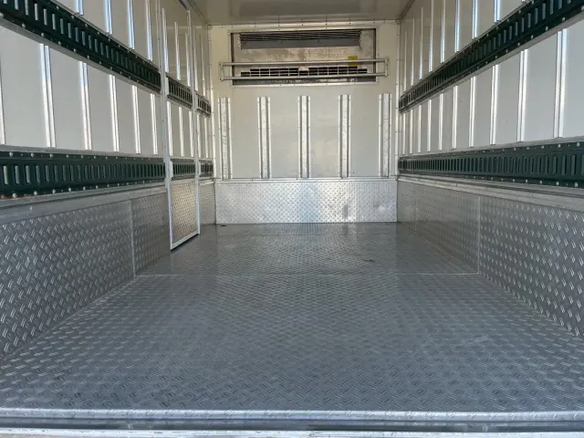 日野 デュトロ TPG-XZC605M(2WD)の写真12