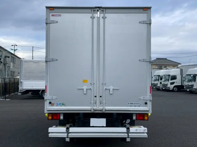 いすゞ エルフ 2RG-NPR88AN(2WD)の写真5