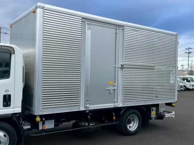 いすゞ エルフ 2RG-NPR88AN(2WD)の写真7