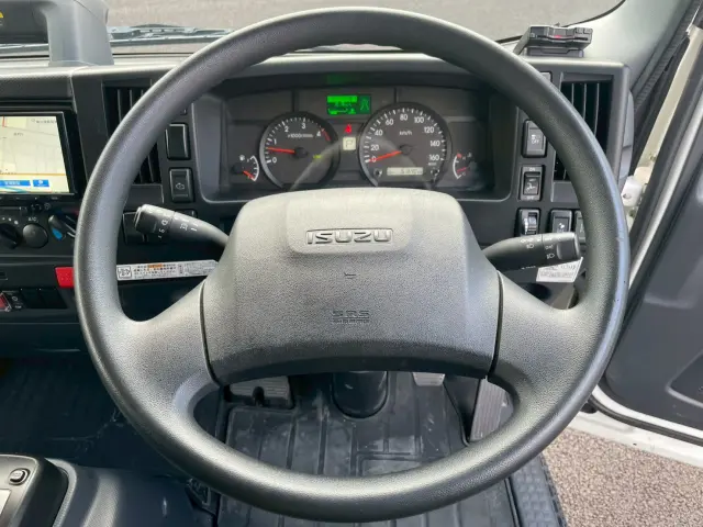 いすゞ エルフ 2RG-NPR88AN(2WD)の写真44