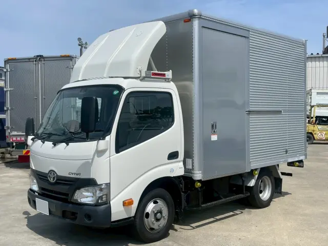 トヨタ ダイナ TPG-XZU605(2WD)の写真1