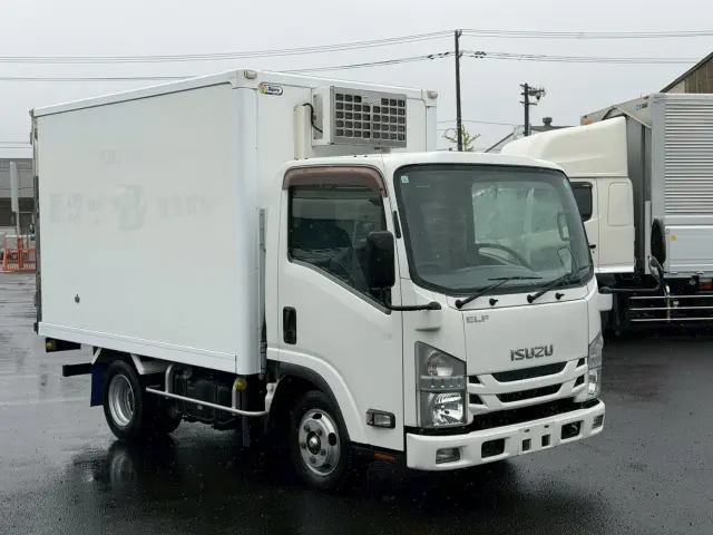 いすゞ エルフ TPG-NLR85AN(2WD)の写真3