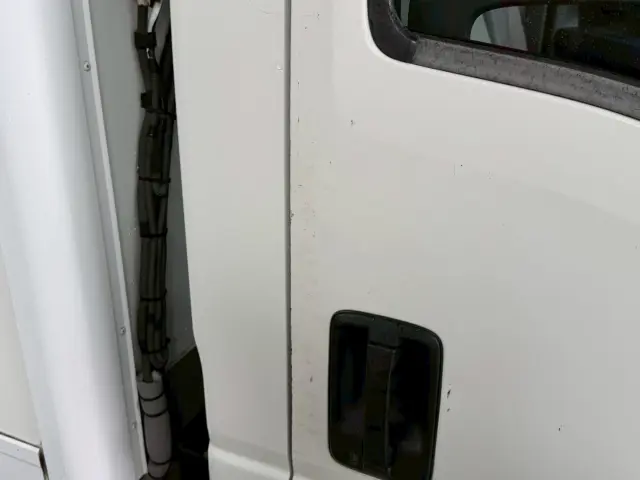 いすゞ エルフ TPG-NLR85AN(2WD)の写真25