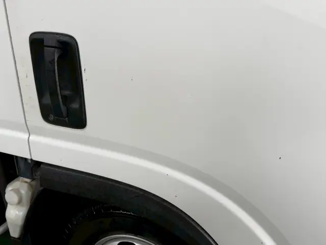 いすゞ エルフ TPG-NLR85AN(2WD)の写真29
