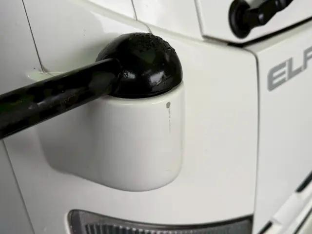 いすゞ エルフ TPG-NLR85AN(2WD)の写真32