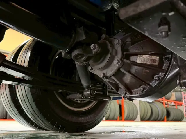 いすゞ エルフ TPG-NLR85AN(2WD)の写真36