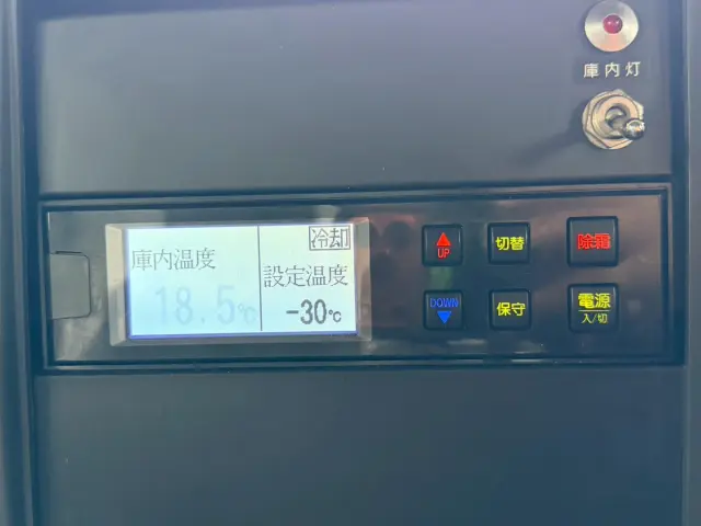 いすゞ エルフ TPG-NLR85AN(2WD)の写真48