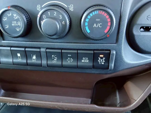 日野 レンジャー 2KG-FD2ABA(2WD)の写真36