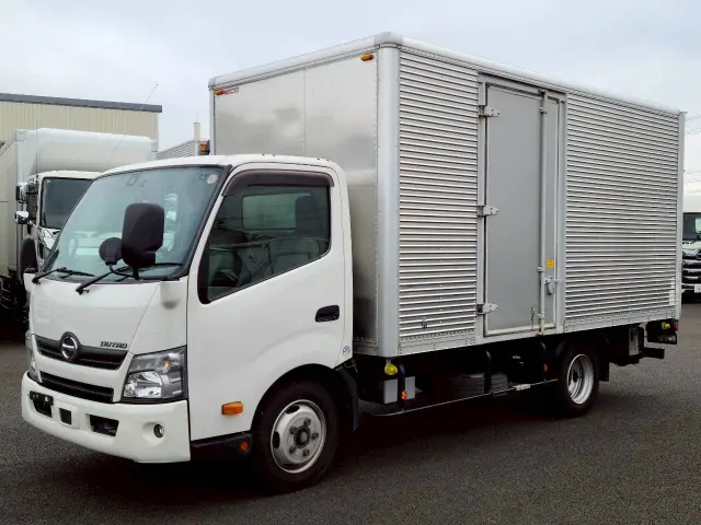日野 デュトロ TKG-XZU710M(2WD)の写真1