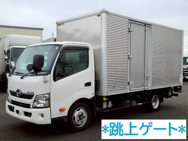 日野 デュトロ TKG-XZU710M(2WD)の写真1