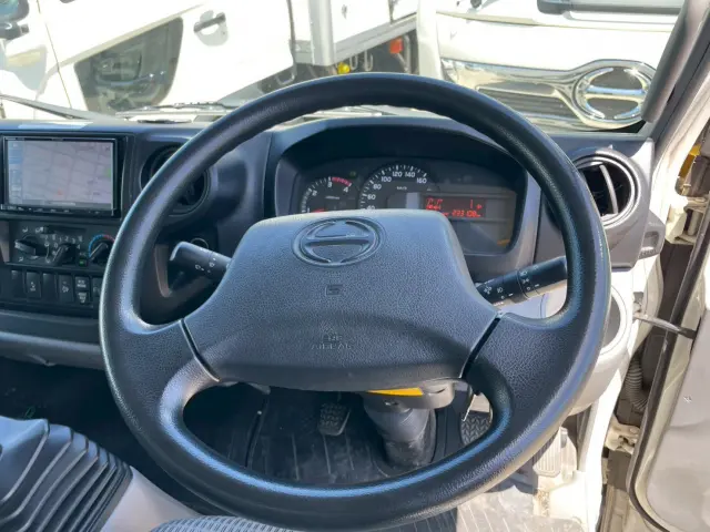 日野 デュトロ TKG-XZU710M(2WD)の写真33