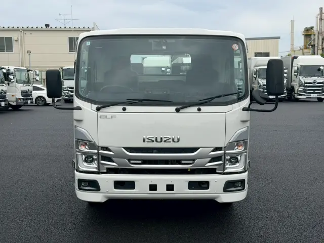 いすゞ エルフ 2RG-NPR88AN(2WD)の写真2