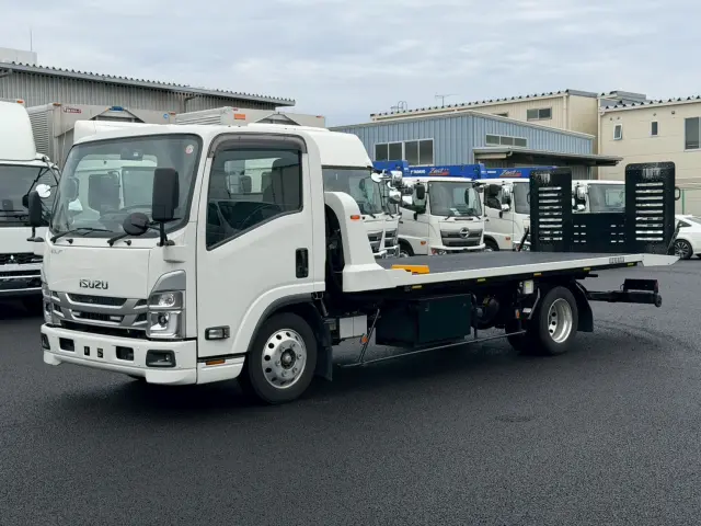 いすゞ エルフ 2RG-NPR88AN(2WD)の写真8