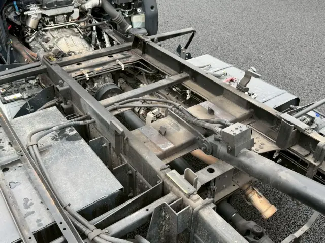 いすゞ エルフ 2RG-NPR88AN(2WD)の写真26