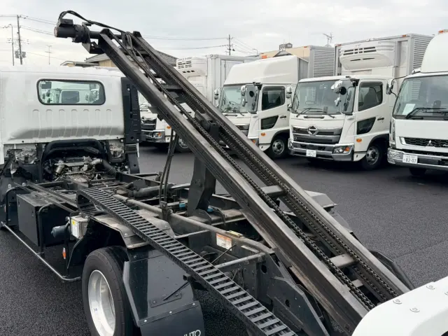 いすゞ エルフ 2RG-NPR88AN(2WD)の写真27