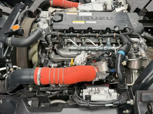 いすゞ エルフ 2RG-NPR88AN(2WD)の写真36