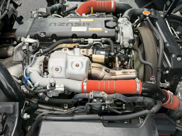 いすゞ エルフ 2RG-NPR88AN(2WD)の写真37