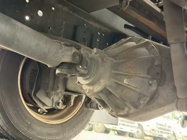 いすゞ エルフ 2RG-NPR88AN(2WD)の写真40