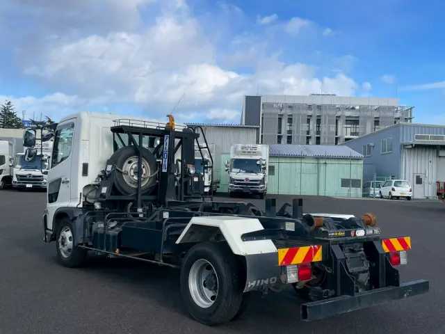 日野 レンジャー 2KG-FC2ABA(2WD)の写真6