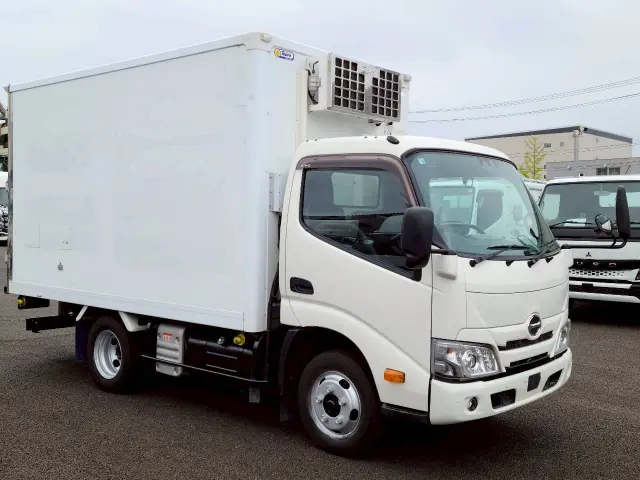 日野 デュトロ 2RG-XZC605M(2WD)の写真3
