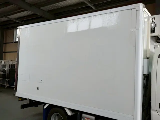 日野 デュトロ 2RG-XZC605M(2WD)の写真9