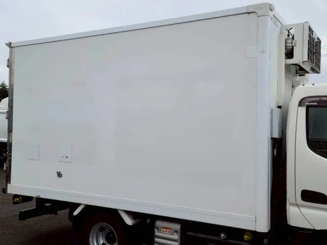 日野 デュトロ 2RG-XZC605M(2WD)の写真9