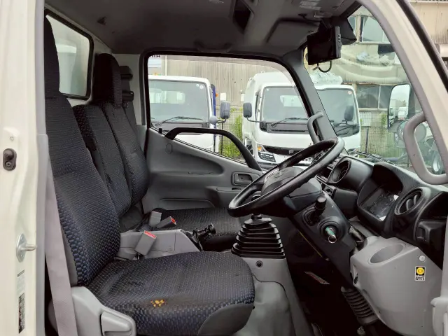日野 デュトロ 2RG-XZC605M(2WD)の写真43