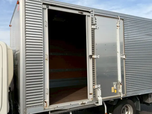 日野 デュトロ TKG-XZU710M(2WD)の写真8