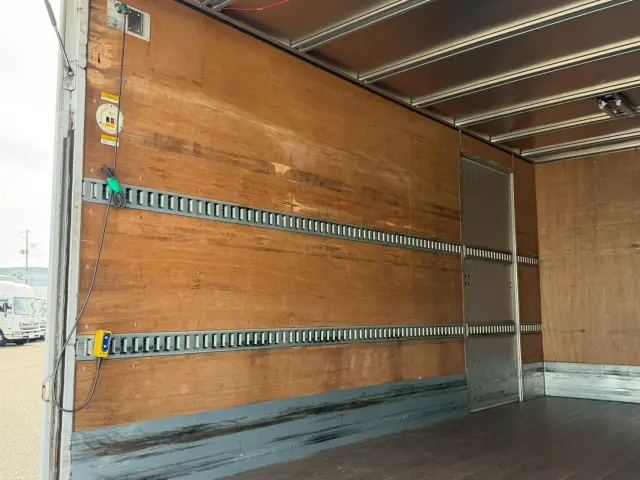 日野 デュトロ TKG-XZU710M(2WD)の写真9