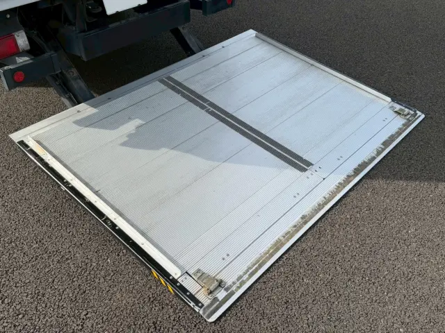 日野 デュトロ TKG-XZU710M(2WD)の写真16