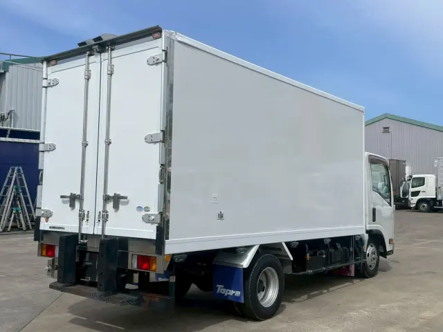 いすゞ エルフ TKG-NMR85AN(2WD)の写真4