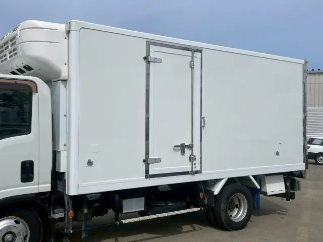 いすゞ エルフ TKG-NMR85AN(2WD)の写真7