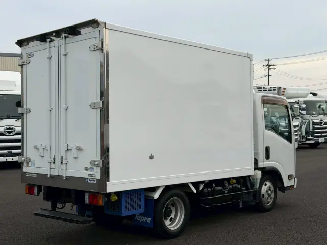 いすゞ エルフ TKG-NMR85AN(2WD)の写真4