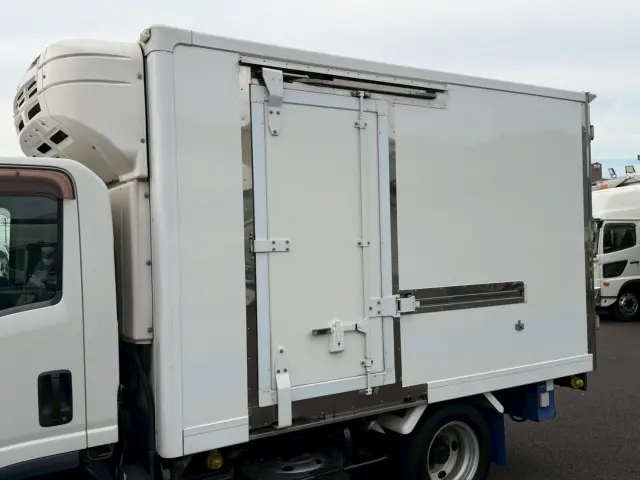 いすゞ エルフ TKG-NMR85AN(2WD)の写真7